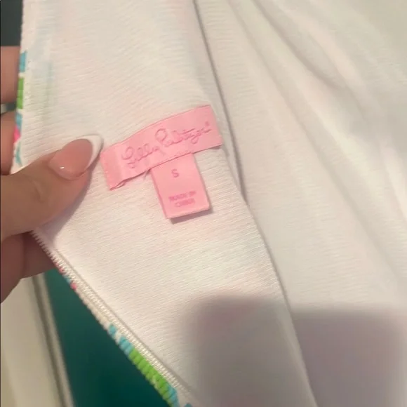 Lilly Pulitzer gorgeous dress - Picture 3 of 5